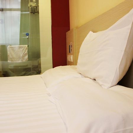 Hanting Express Shanghai Zhabei Park Branch Zewnętrze zdjęcie
