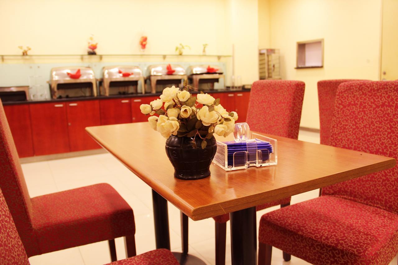 Hanting Express Shanghai Zhabei Park Branch Zewnętrze zdjęcie
